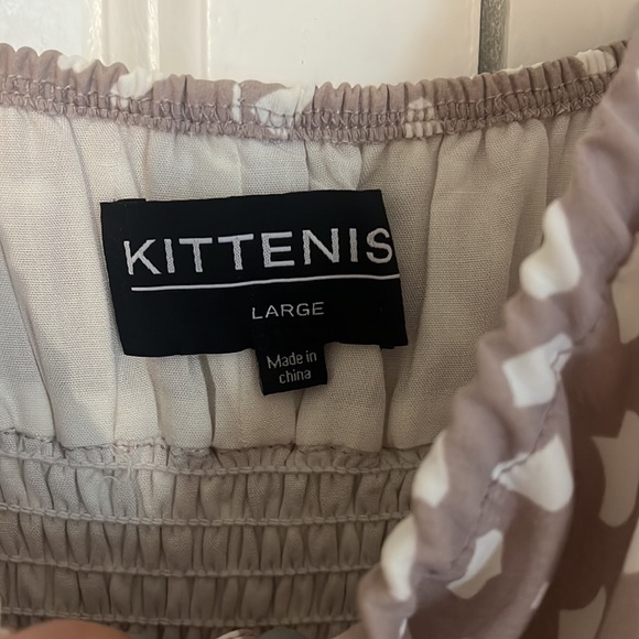 Kittenish pattern dress - Picture 3 of 3